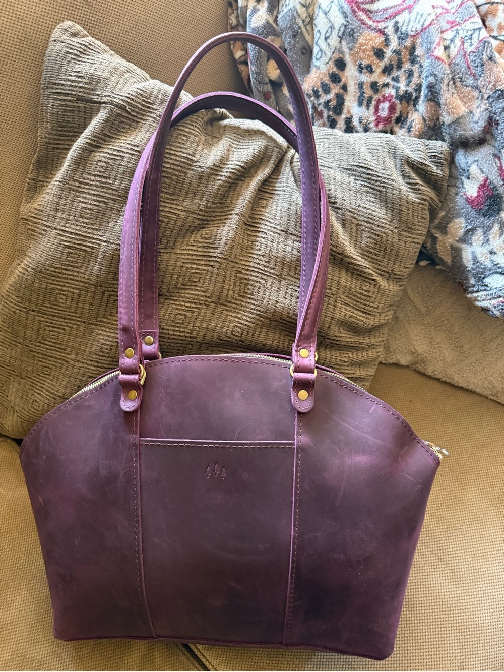 Larkspur PLG Large Zip Logan - Picture 2 of 6